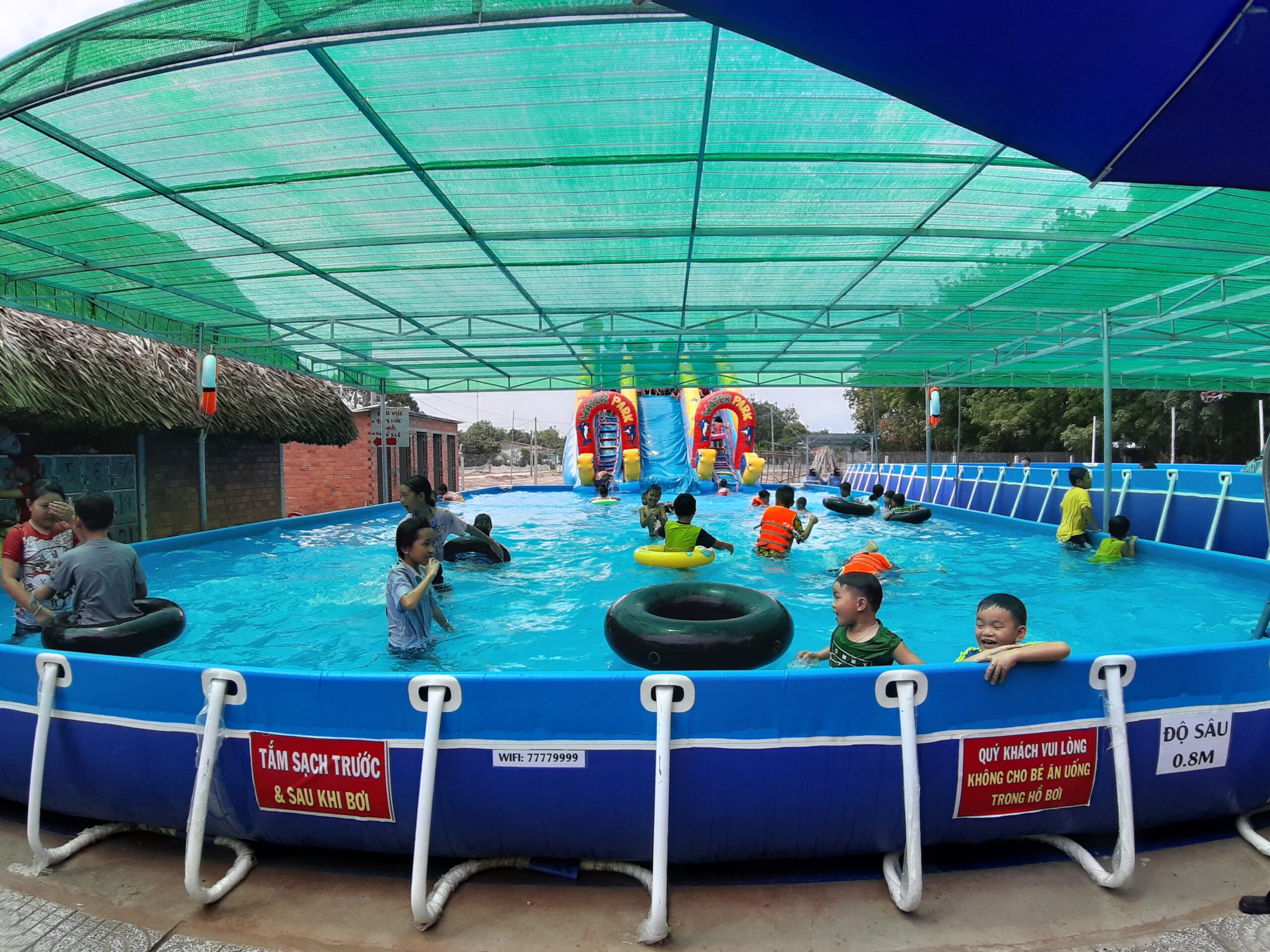 Hồ bơi di động